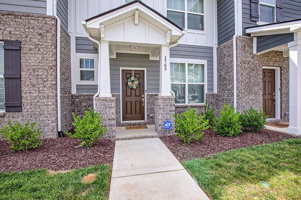 1765 Frodo Way Murfreesboro, TN 37128 - Photo 2 of 38 Gallery Image 2