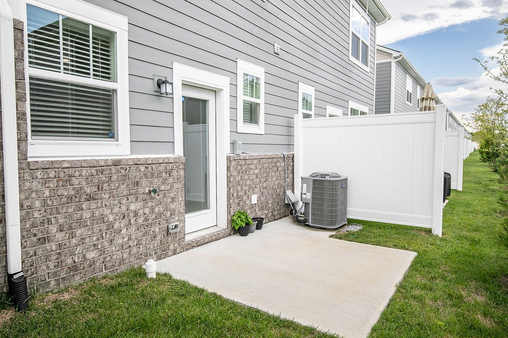 1765 Frodo Way Murfreesboro, TN 37128 - Photo 31 of 38 Gallery Image 31