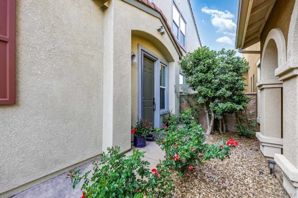 $1,065,000 | 10062 Day Creek Trail, Santee, CA 92071