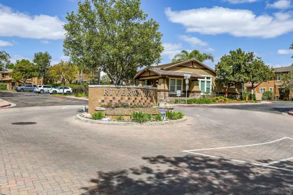 $1,065,000 | 10062 Day Creek Trail, Santee, CA 92071