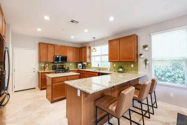 $1,065,000 | 10062 Day Creek Trail, Santee, CA 92071
