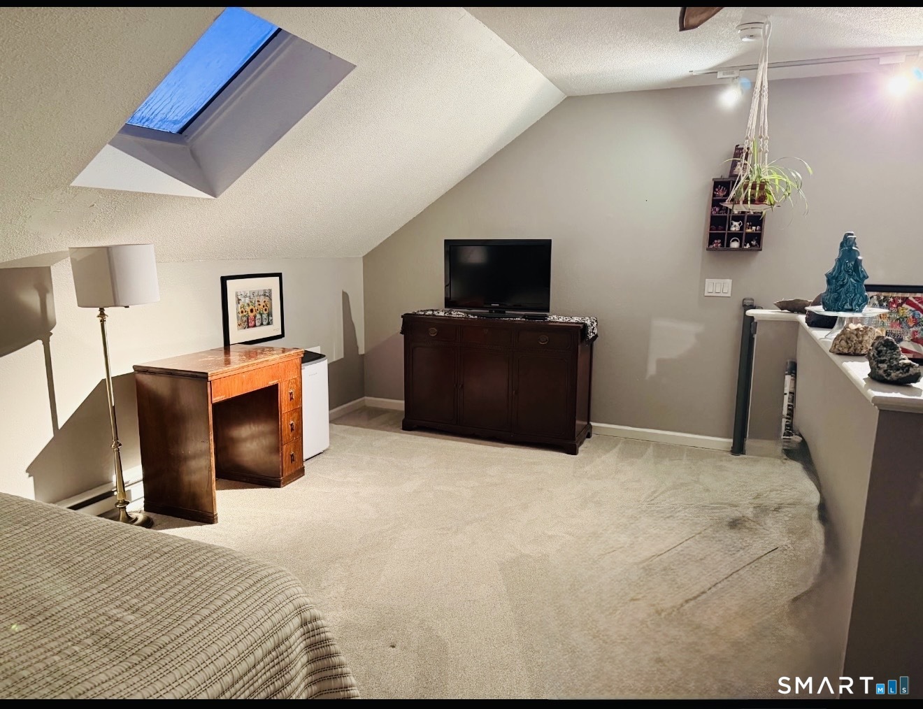 41 Glen Ridge Court, Unit 41 New Milford, CT 06776 - Photo 7 of 8 a bedroom with a bed and furniture