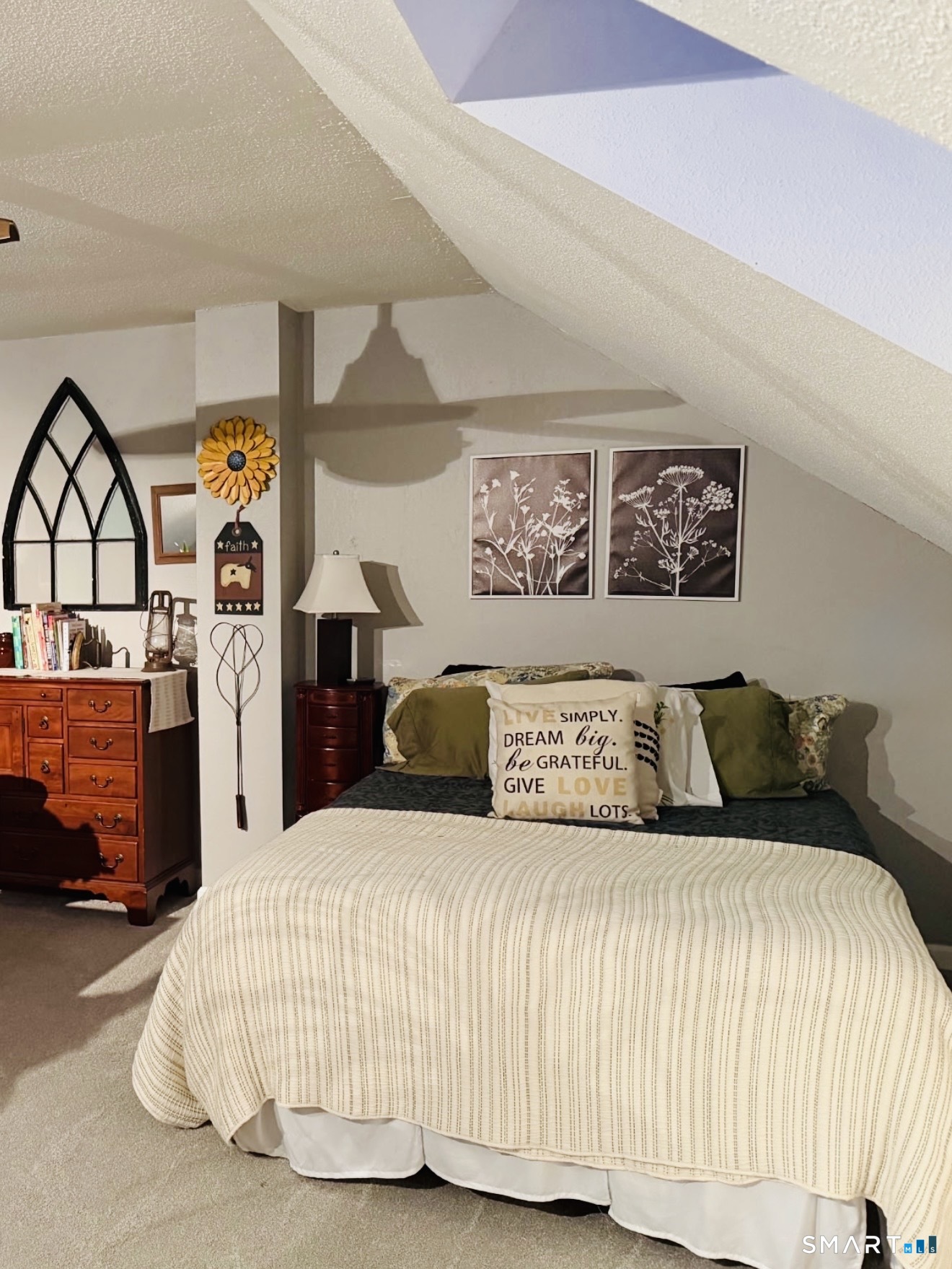 41 Glen Ridge Court, Unit 41 New Milford, CT 06776 - Photo 8 of 8 a bedroom with a bed and dresser