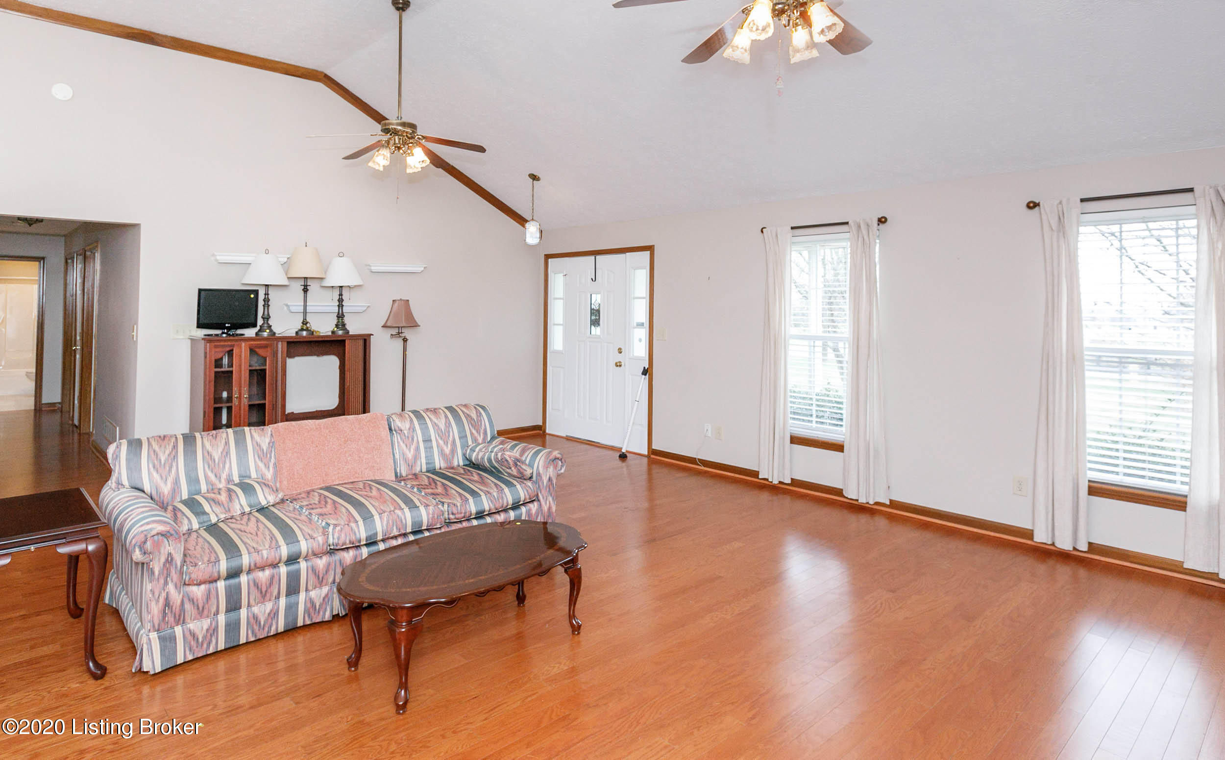 2974 Zoneton Road Shepherdsville, KY 40165 - Photo 7 of 45 0019