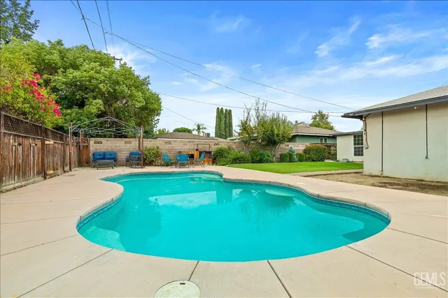 $415,000 | Undisclosed Address, Bakersfield, CA 93301