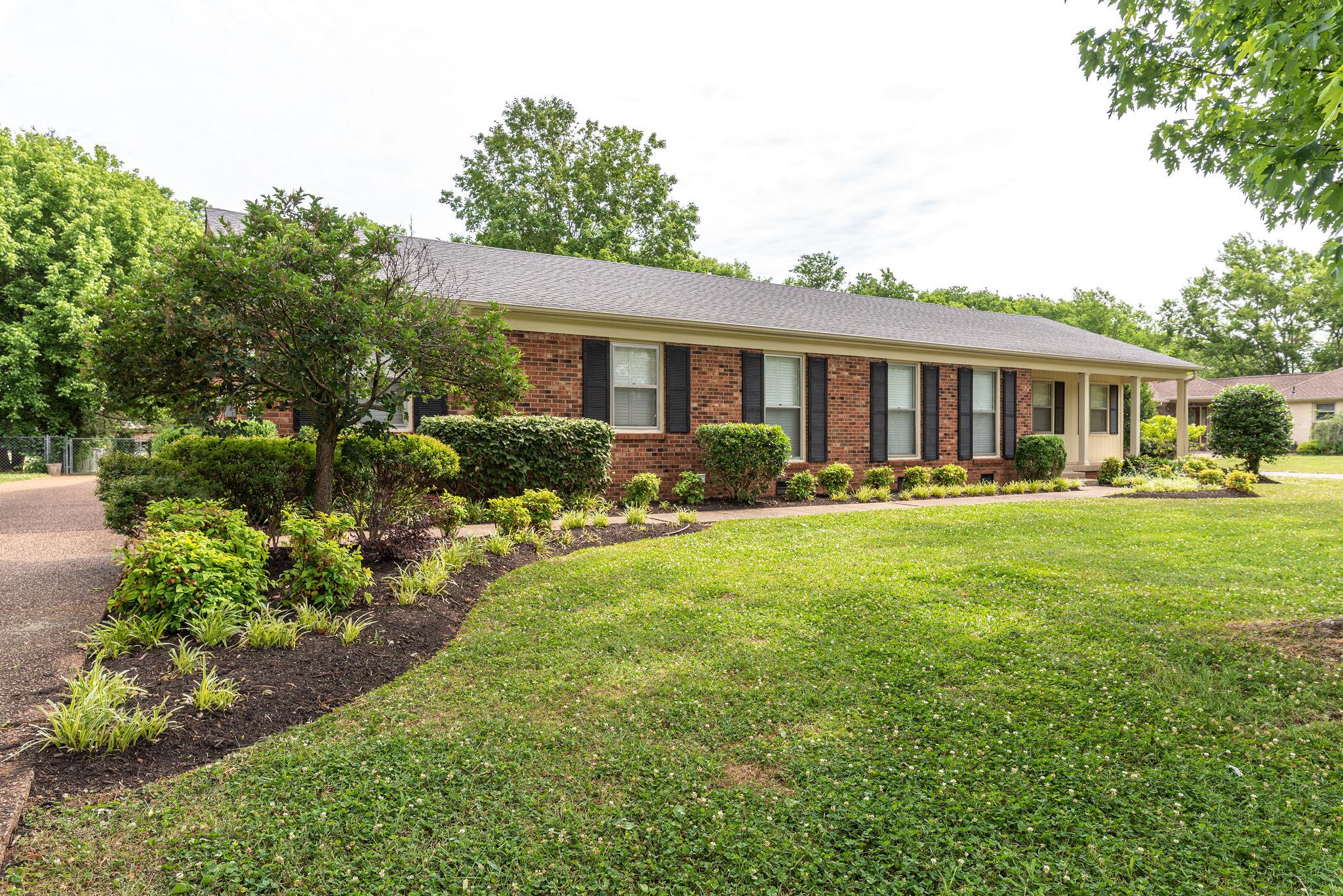 1911 Robinson Road Murfreesboro, TN 37130 - Photo 1 of 22 Gallery Image 1
