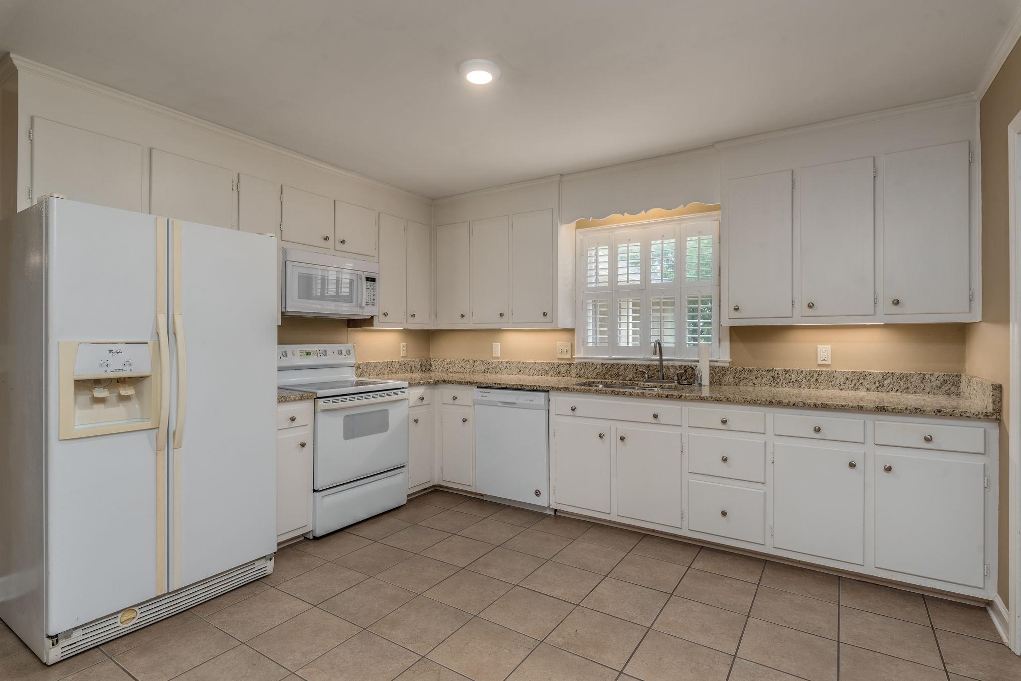 1911 Robinson Road Murfreesboro, TN 37130 - Photo 12 of 22 Gallery Image 12