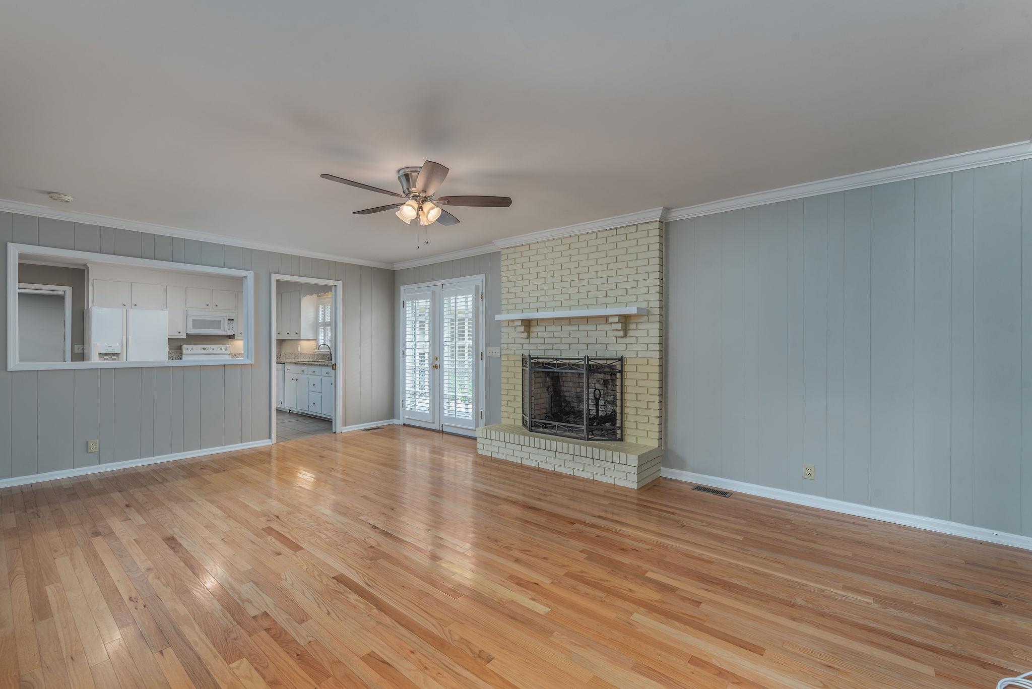1911 Robinson Road Murfreesboro, TN 37130 - Photo 15 of 22 Gallery Image 15