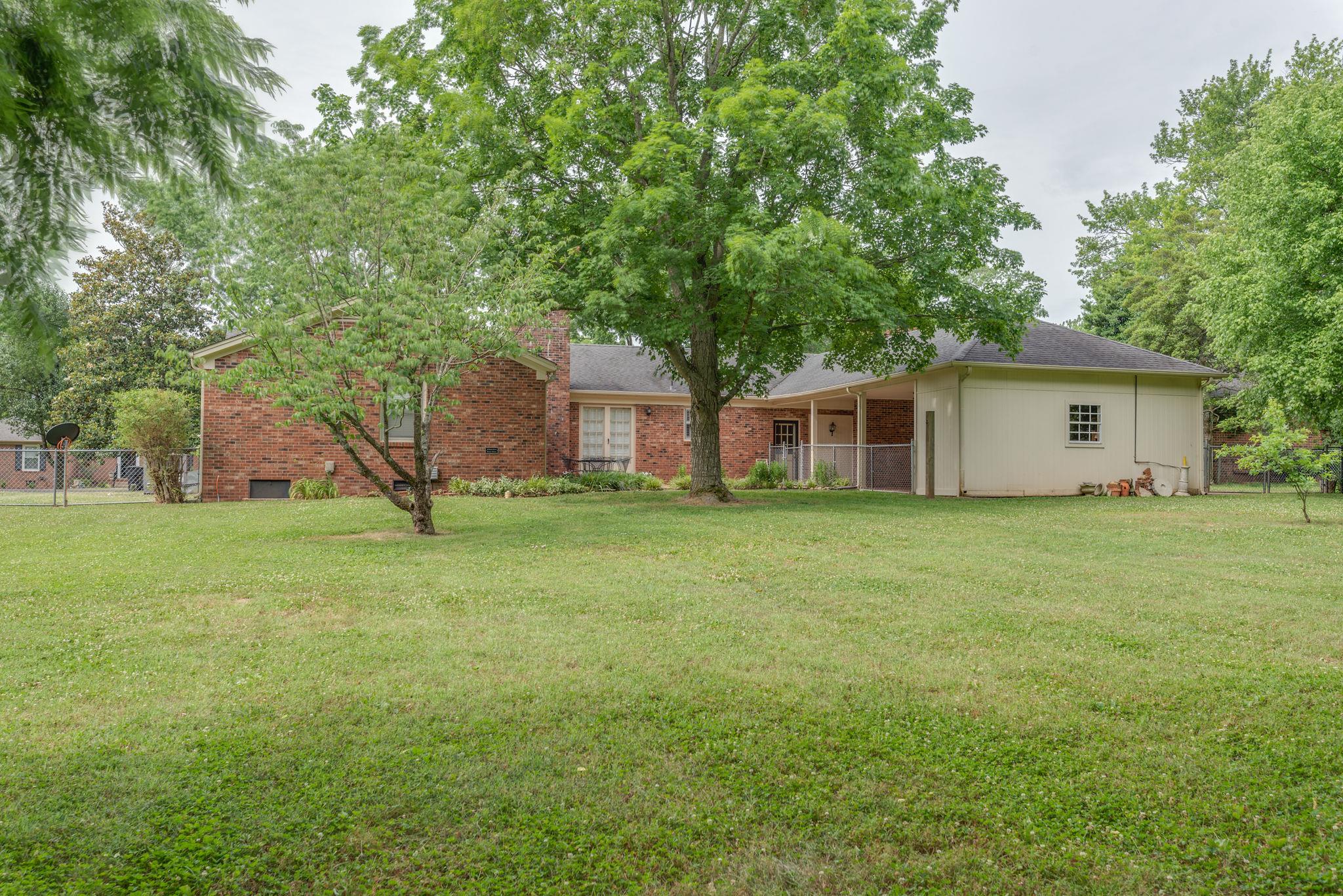 1911 Robinson Road Murfreesboro, TN 37130 - Photo 6 of 22 Gallery Image 6