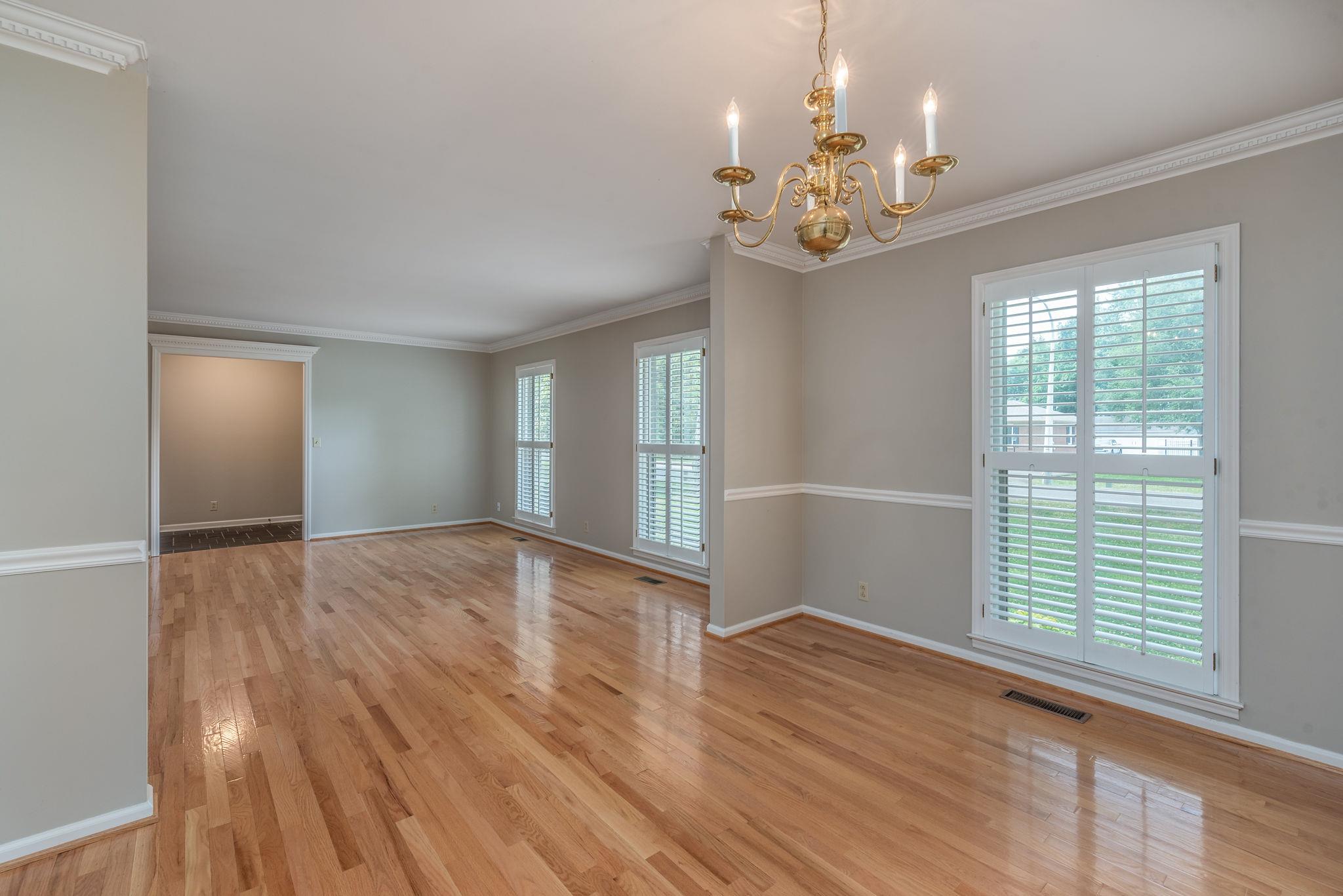 1911 Robinson Road Murfreesboro, TN 37130 - Photo 9 of 22 Gallery Image 9