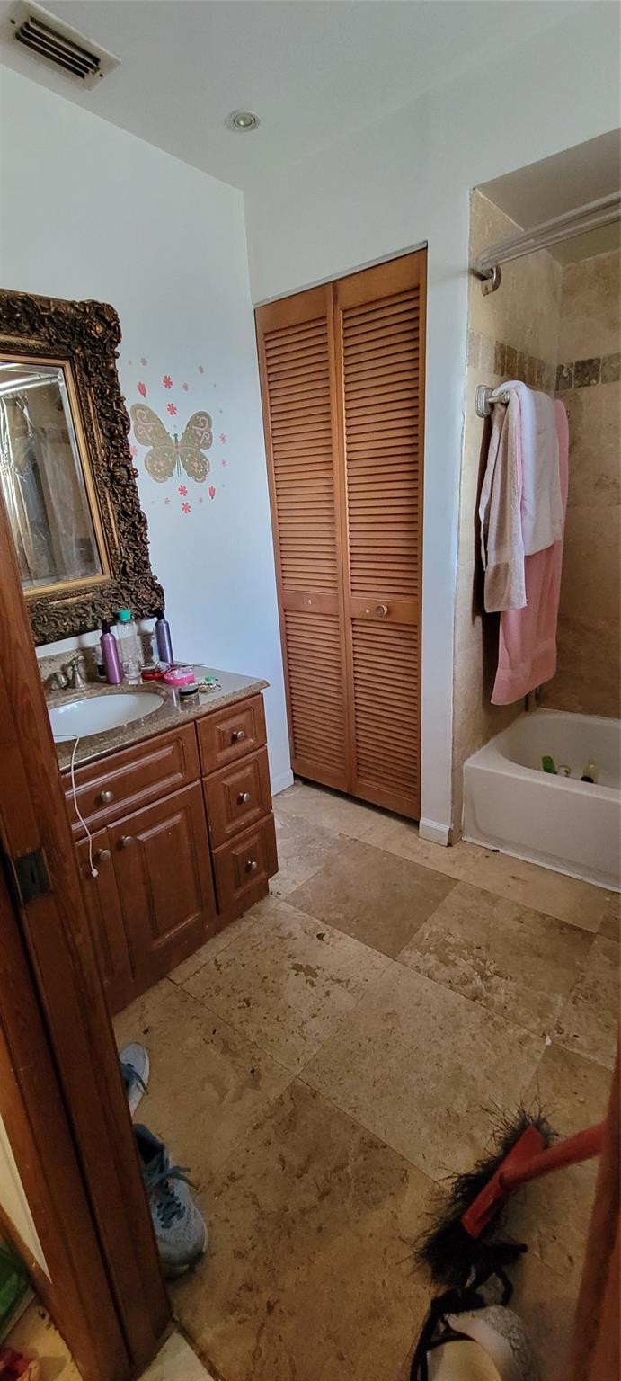 13307 Southwest 61st Terrace Miami, FL 33183 - Photo 4 of 6 Photo 4