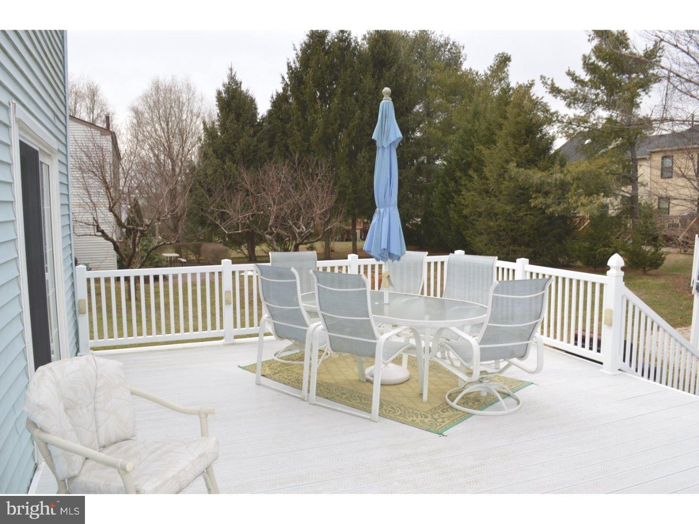 406 Cambridge Road Brookhaven, PA 19015 - Photo 23 of 24 Deck