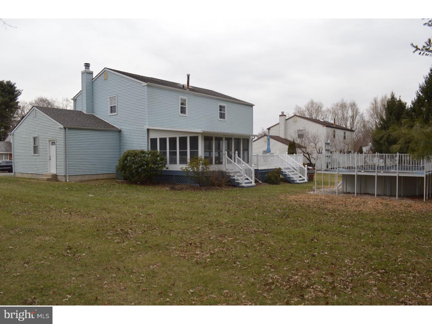 406 Cambridge Road Brookhaven, PA 19015 - Photo 24 of 24 Exterior Back