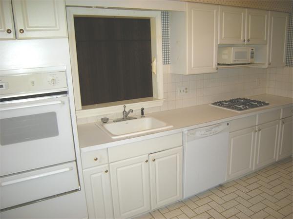 28 Long Meadow Road Chelmsford, MA 01824 - Photo 11 of 28 Gallery Image 11