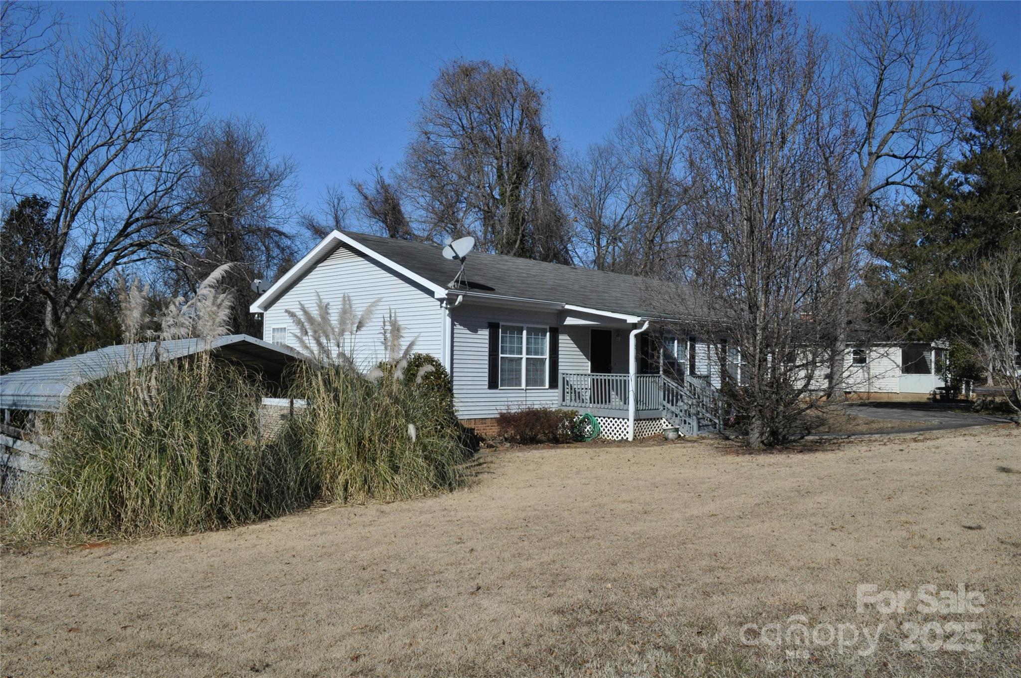 110 State Rd S-42-599 Landrum, SC 29356 - Photo 3 of 46 Gallery Image 3