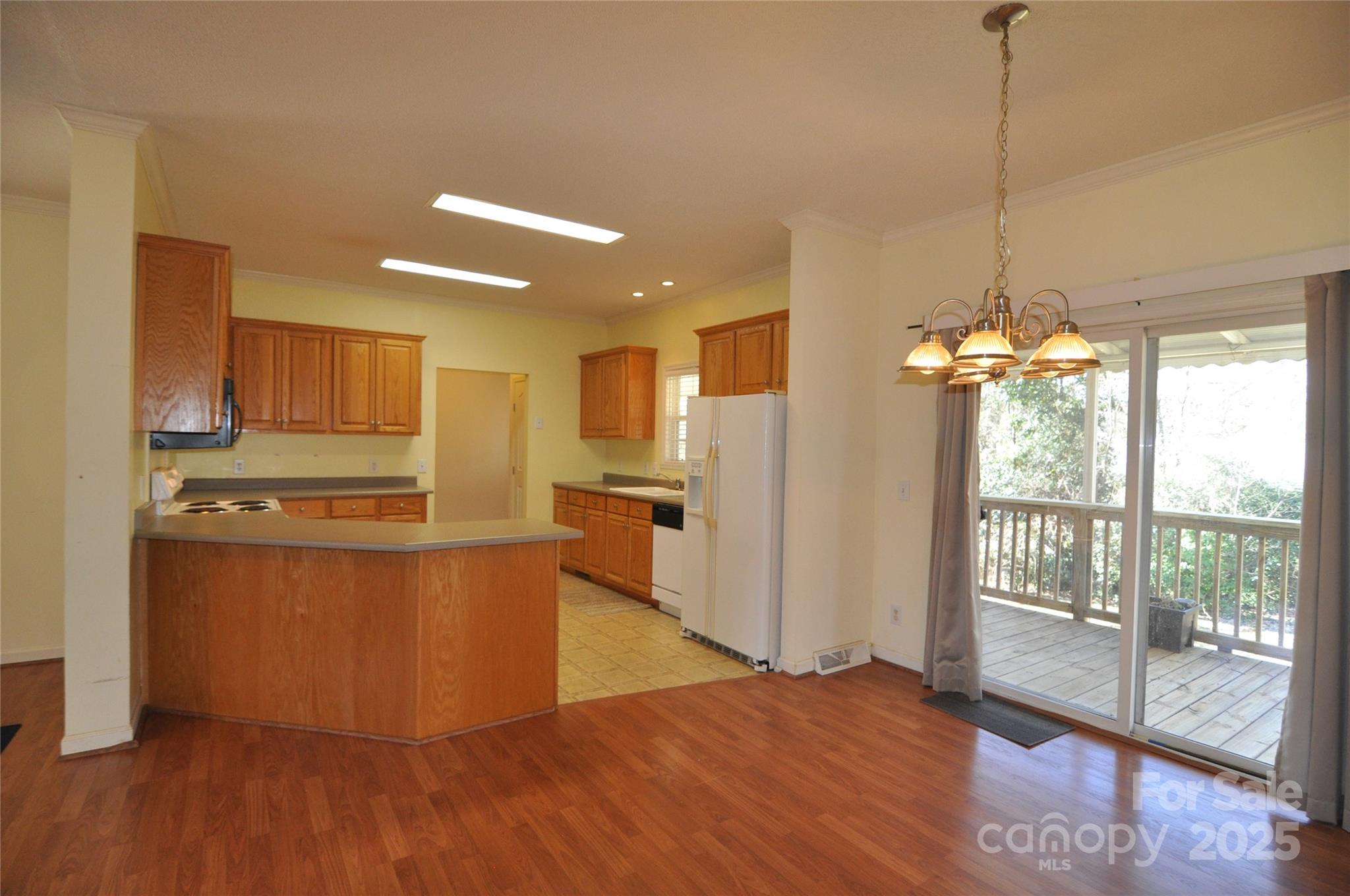 110 State Rd S-42-599 Landrum, SC 29356 - Photo 31 of 46 Gallery Image 31