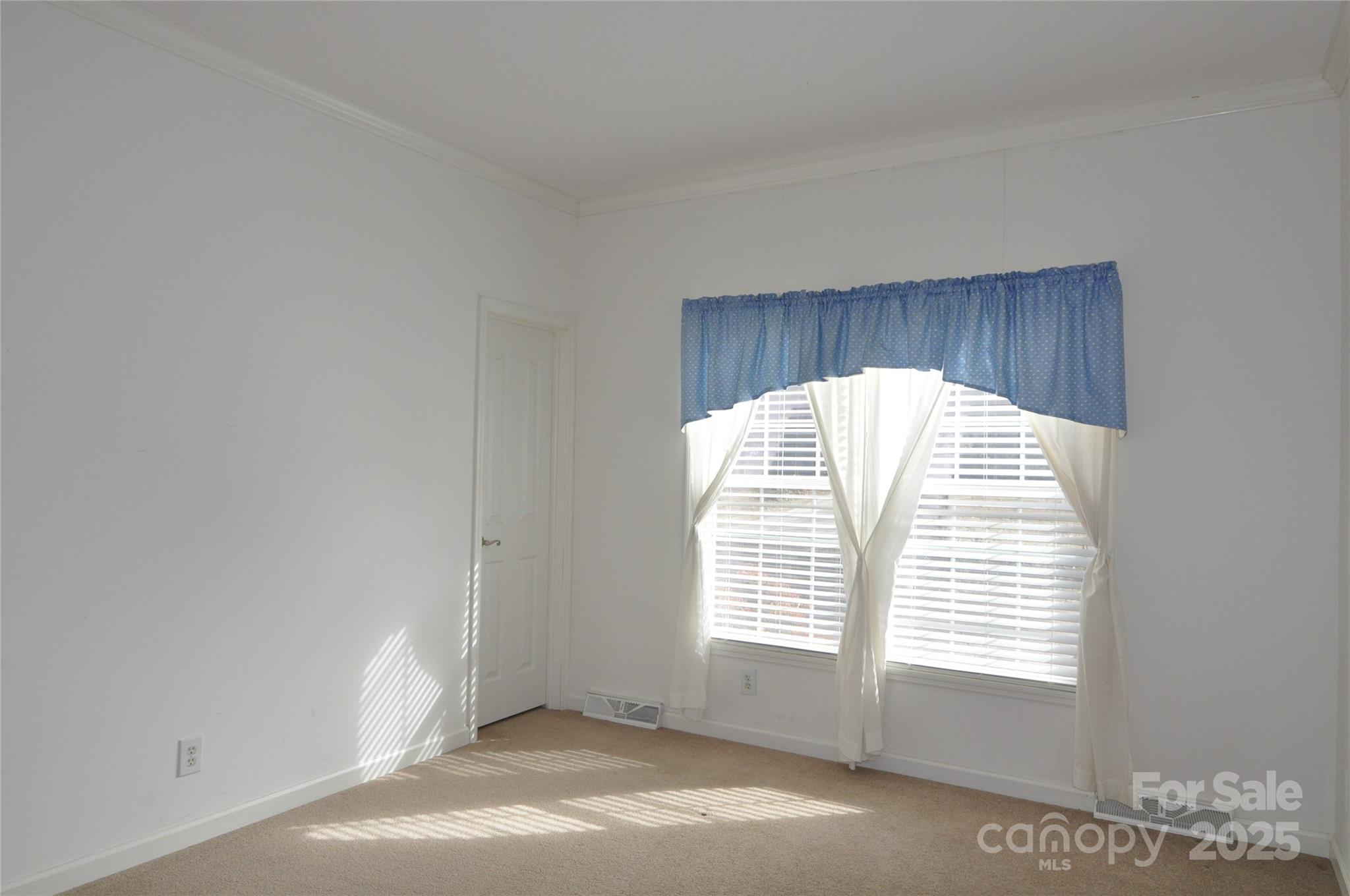 110 State Rd S-42-599 Landrum, SC 29356 - Photo 40 of 46 Gallery Image 40