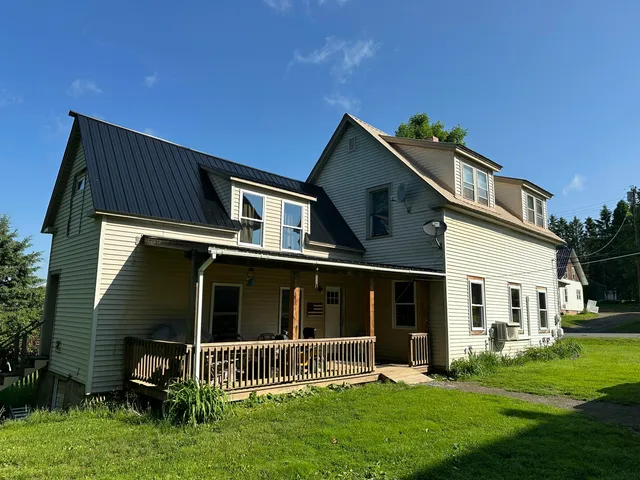 $90,000 | 24 Smyrna Street, Houlton, ME 04730