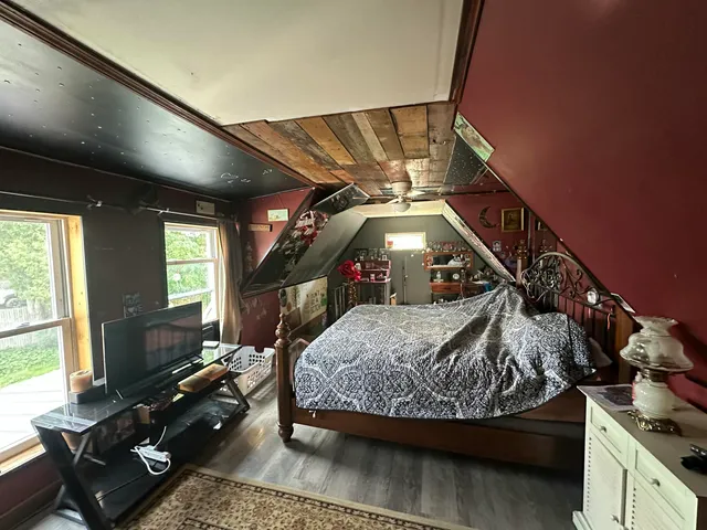 $90,000 | 24 Smyrna Street, Houlton, ME 04730