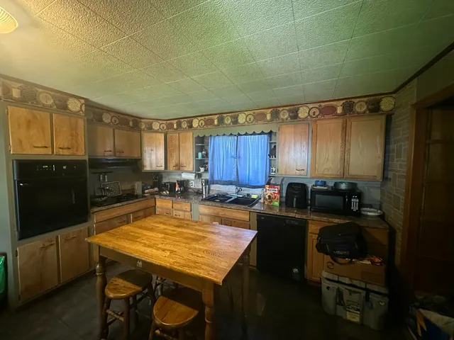 $90,000 | 24 Smyrna Street, Houlton, ME 04730