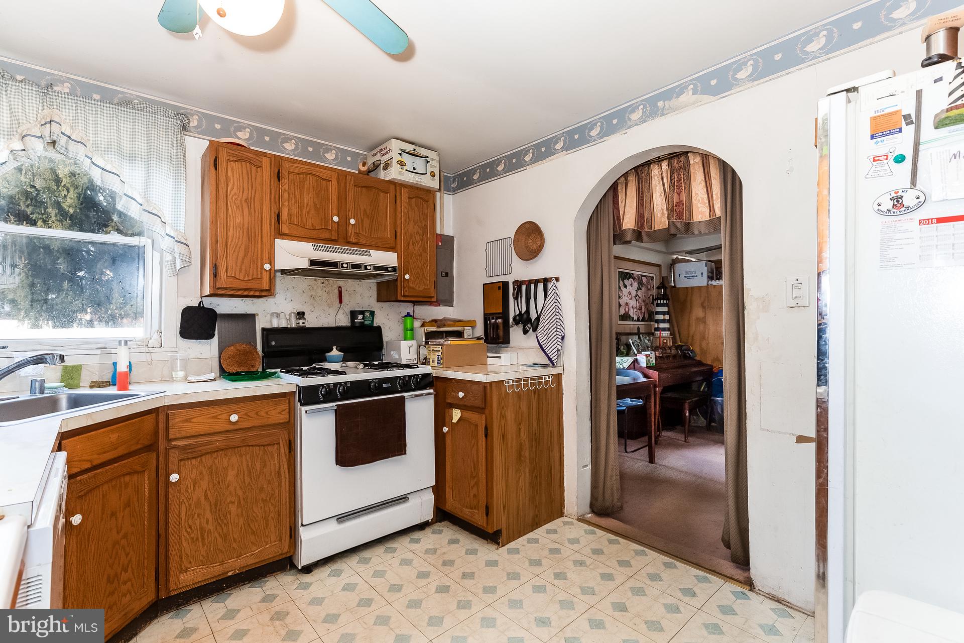 8247 North Boundary Road Baltimore, MD 21222 - Photo 7 of 33 Gallery Image 7