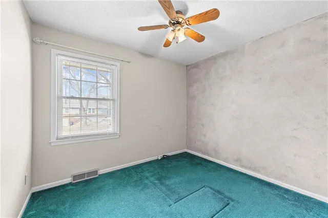 $325,000 | 4013 South Maybrook Avenue, Independence, MO 64055