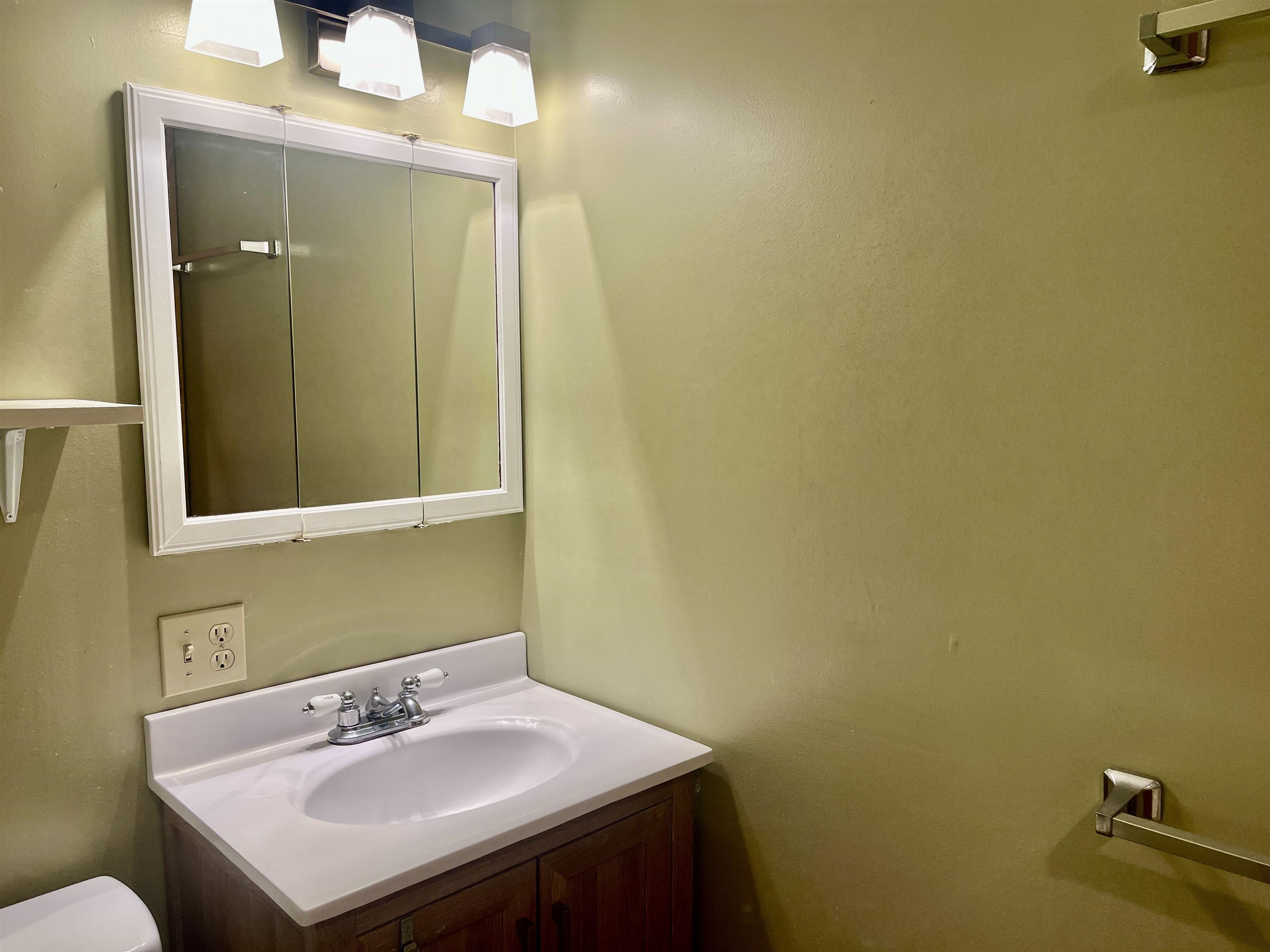 4603 Jericho Street Hartford, VT 05001 - Photo 18 of 39