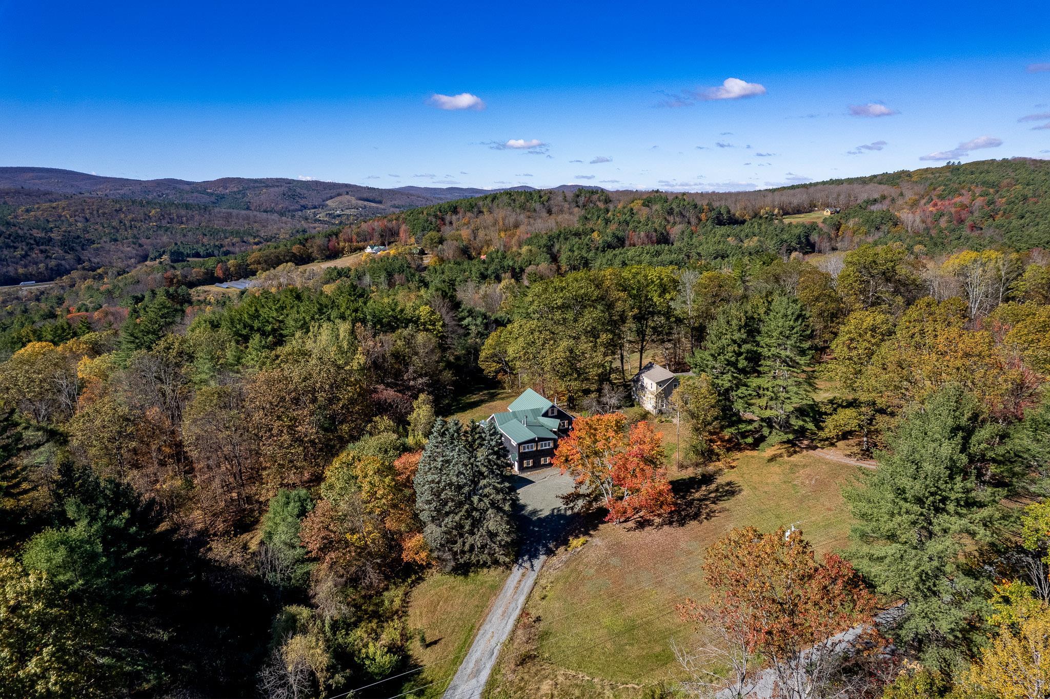 4603 Jericho Street Hartford, VT 05001 - Photo 26 of 39