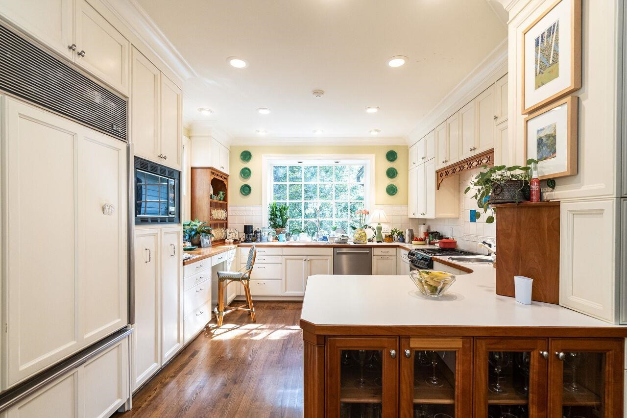 815-9 Marlowe Road Raleigh, NC 27609 - Photo 14 of 38 Photo 14