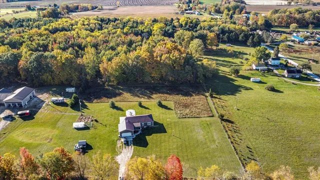 $305,000 | 1114 East Station Road, Sheridan, MI 48884