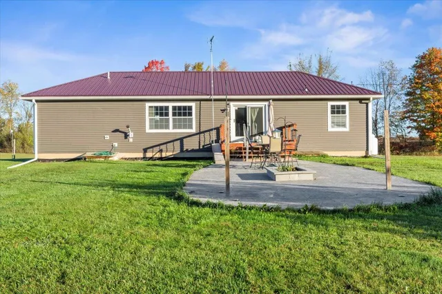 $305,000 | 1114 East Station Road, Sheridan, MI 48884