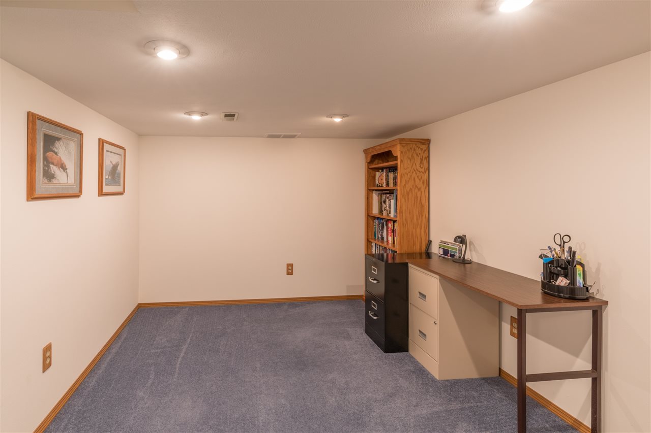 4924 North Lucille Road Spokane Valley, WA 99216 - Photo 13 of 19 Gallery Image 13
