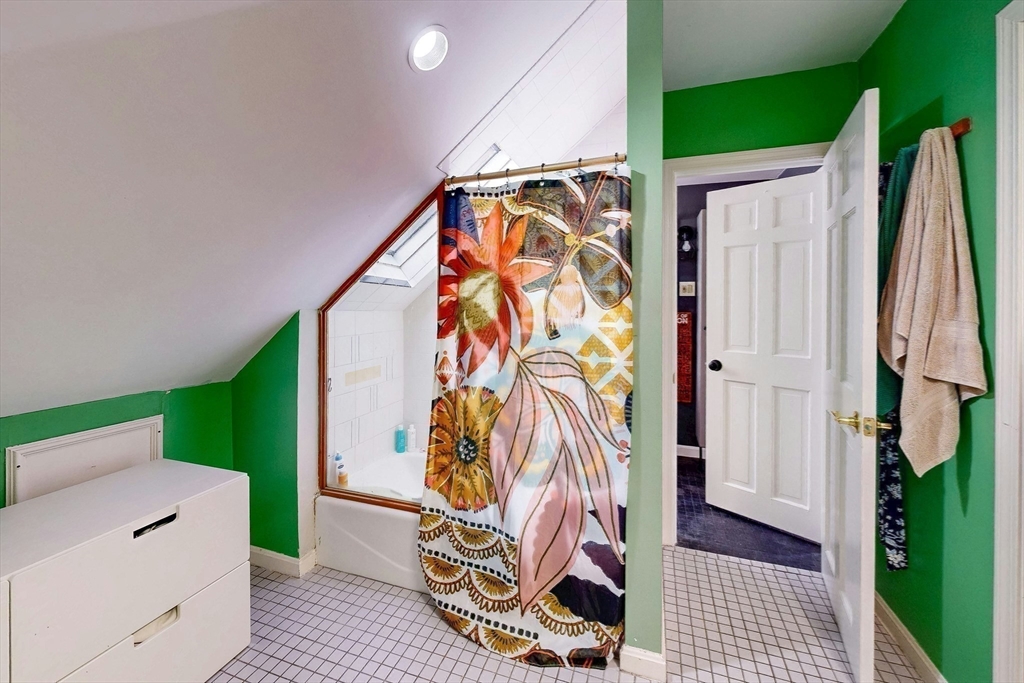 34-36 Juniper Street, Unit 3 Boston, MA 02119 - Photo 14 of 20