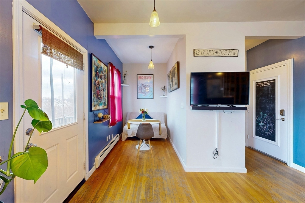 34-36 Juniper Street, Unit 3 Boston, MA 02119 - Photo 3 of 20