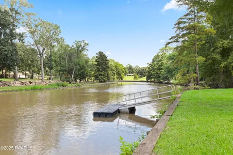 $1,490,000 | 108 Valerie Drive, Lafayette, LA 70508