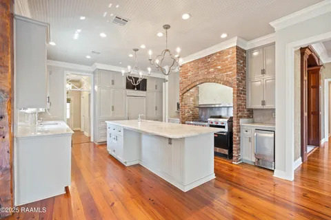 $1,490,000 | 108 Valerie Drive, Lafayette, LA 70508