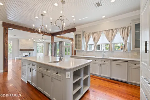 $1,490,000 | 108 Valerie Drive, Lafayette, LA 70508