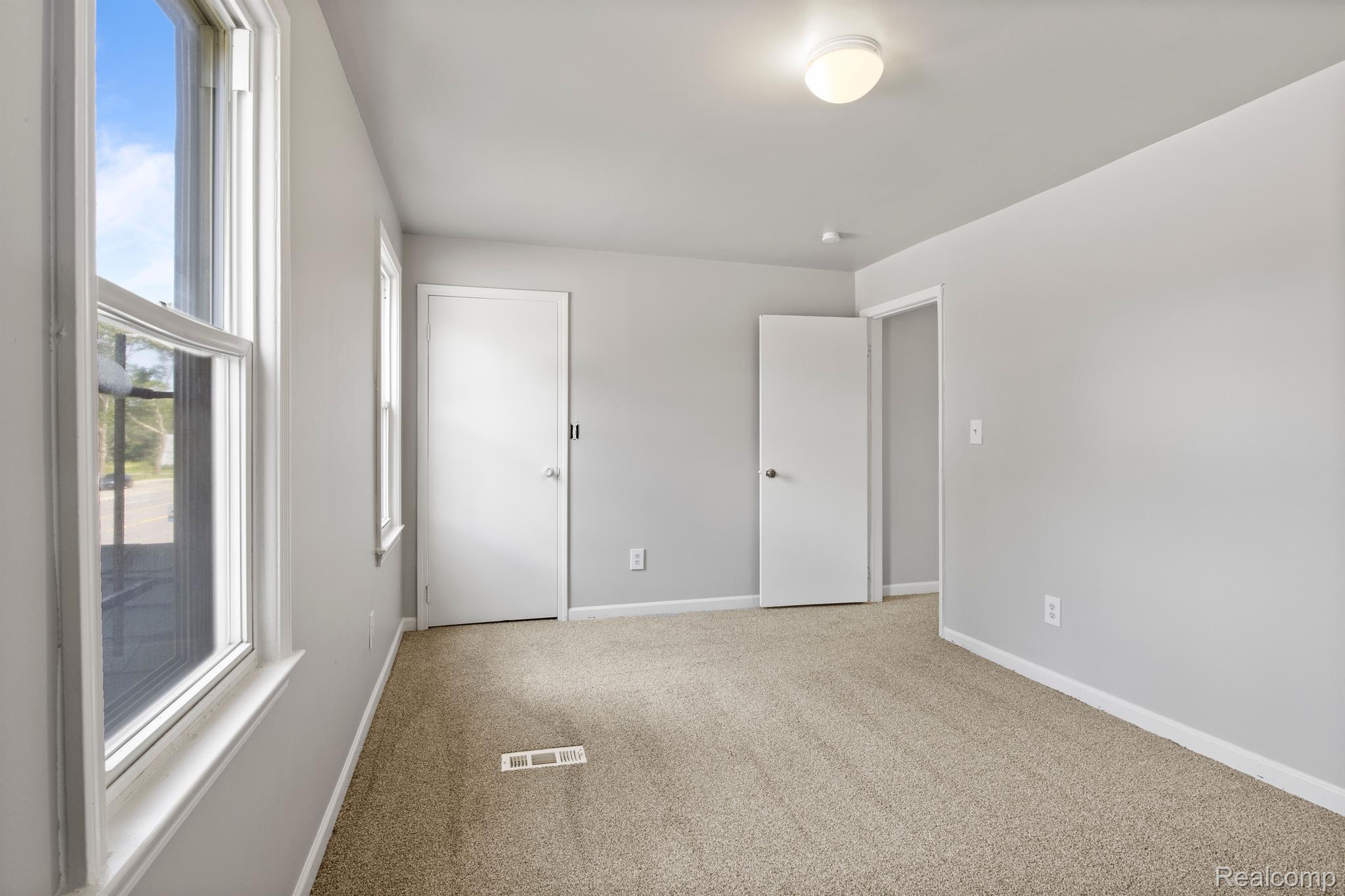 4519 Inkster Road Inkster, MI 48141 - Photo 11 of 24