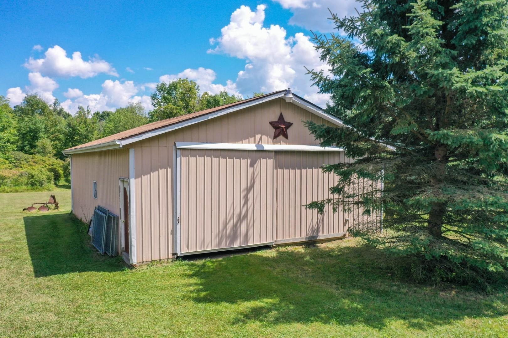 3708 Klam Road Columbiaville, MI 48421 - Photo 40 of 63 50087250-39.JPG