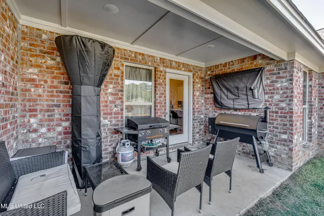 $307,500 | 110 Bailey Cove, Canton, MS 39046