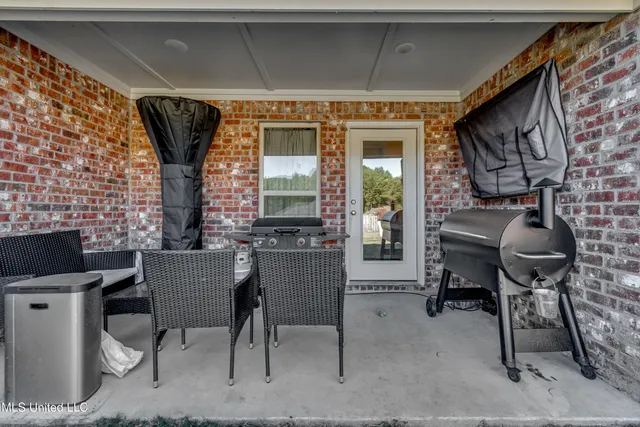 $307,500 | 110 Bailey Cove, Canton, MS 39046