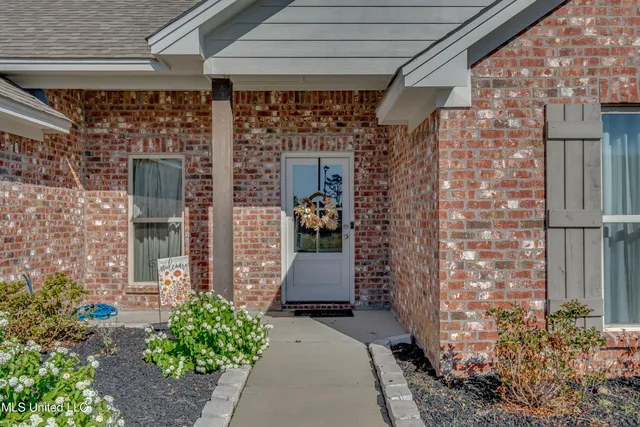 $307,500 | 110 Bailey Cove, Canton, MS 39046