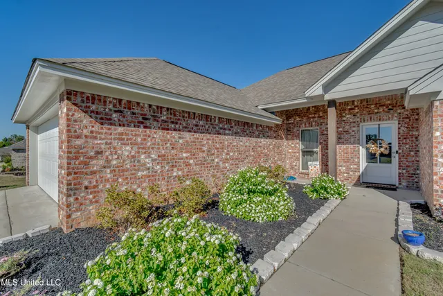 $307,500 | 110 Bailey Cove, Canton, MS 39046