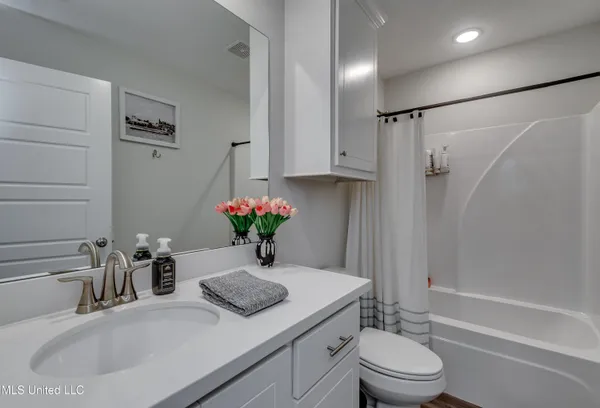 $307,500 | 110 Bailey Cove, Canton, MS 39046