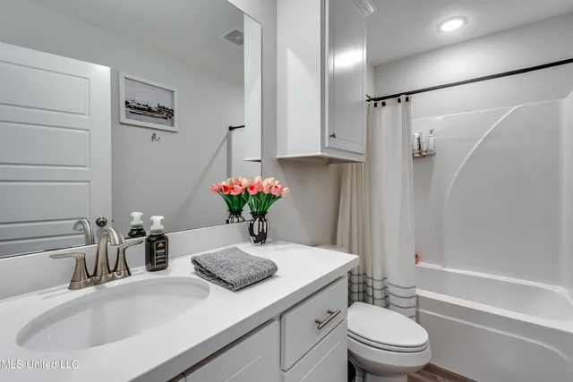 $307,500 | 110 Bailey Cove, Canton, MS 39046