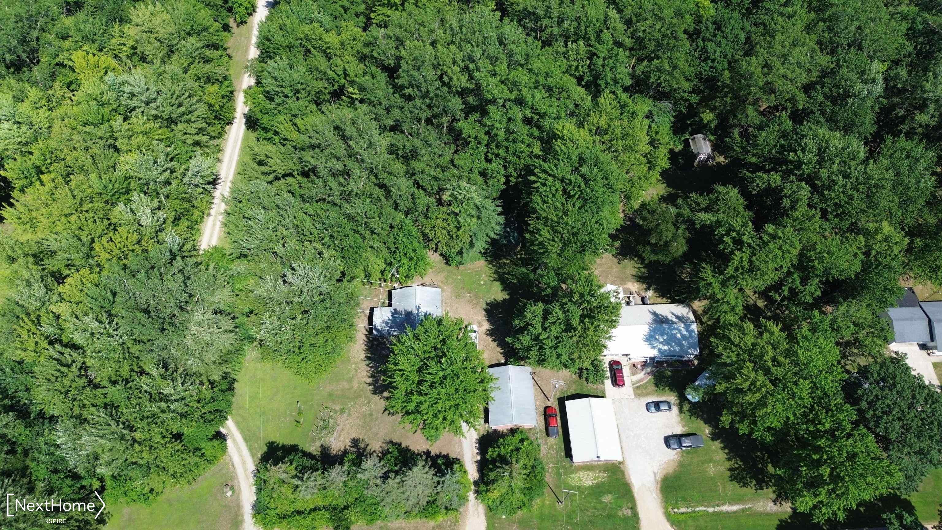 8199 Bray Road Vassar, MI 48768 - Photo 27 of 38