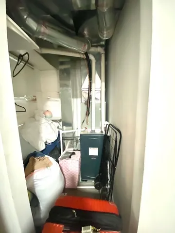 $1,800 | 5225 West Deming Place, Unit 2, Chicago, IL 60639