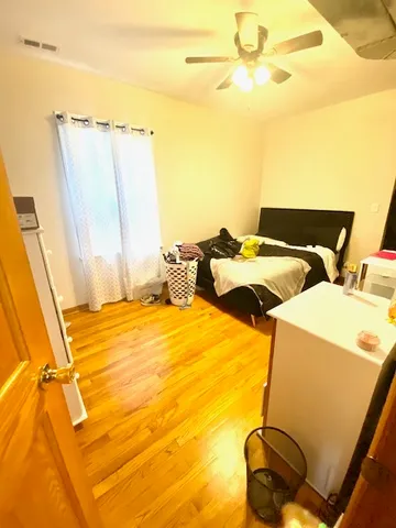 $1,800 | 5225 West Deming Place, Unit 2, Chicago, IL 60639