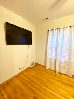 $1,800 | 5225 West Deming Place, Unit 2, Chicago, IL 60639