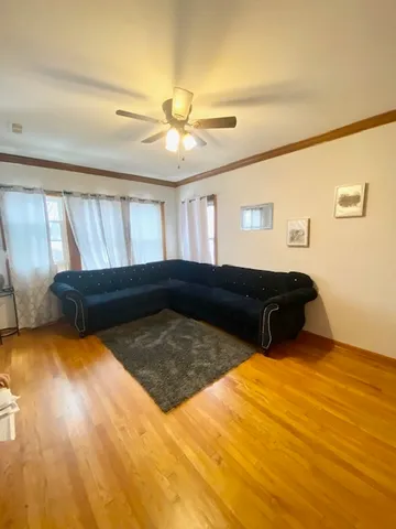 $1,800 | 5225 West Deming Place, Unit 2, Chicago, IL 60639